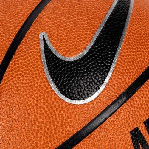 Nike All Court 8P sgonfiata ambra / nero / argento metallico basket dimensioni 5