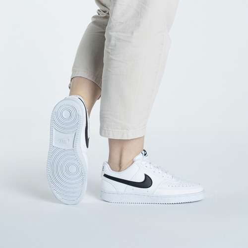 Scarpe da donna Nike Court Vision Low Next Nature white//white/black