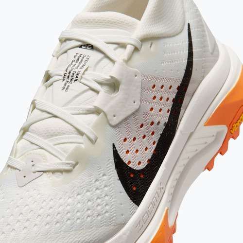 Scarpe da running da donna Nike ACG Zegama summit white/phantom/safety orange/black