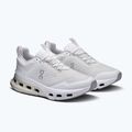 Scarpe da ginnastica da donna On Cloudnova X bianco/ghiaccio 10
