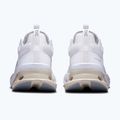 Scarpe da ginnastica da donna On Cloudnova X bianco/ghiaccio 11