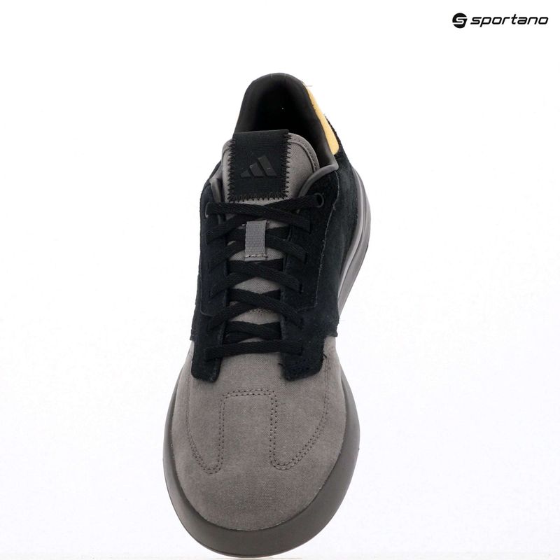 Uomo adidas FIVE TEN Sleuth nucleo nero / carbone / avena piattaforma scarpe da ciclismo 10
