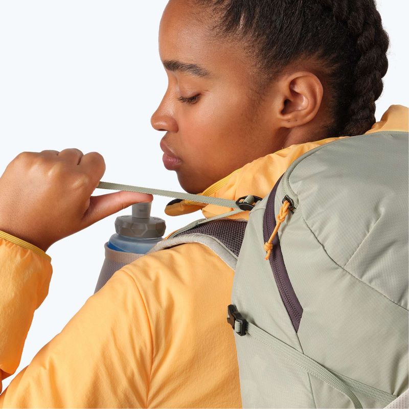 Zaino da trekking Salomon Aerotrek 18 l da donna M-L seagrass/nuvola d'argento/nine iron 9