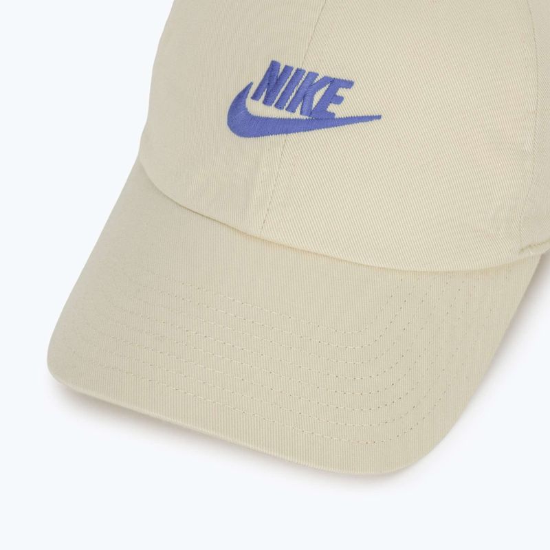 Cappellino con visiera Nike Club Unstructured Futura Wash light khaki/sapphire 3