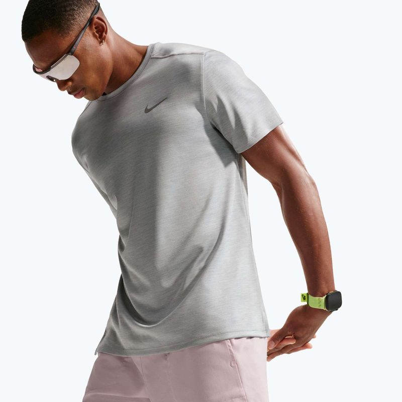 Pantaloncini da corsa da uomo Nike Stride Dri-Fit Brief-Lined 7" particle rose 4
