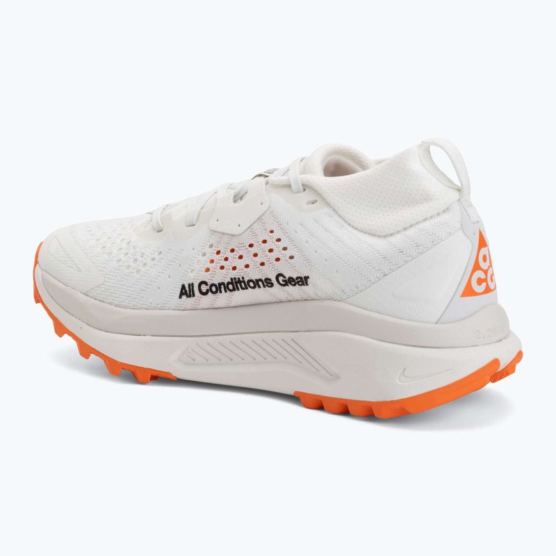 Scarpe da running da donna Nike ACG Zegama summit white/phantom/safety orange/black 3