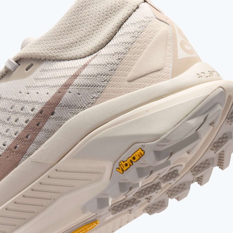 Scarpe da running da donna Nike ACG Zegama cream ii/light orewood brown/diffused taupe 11