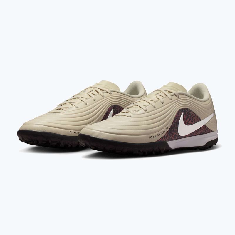 Scarpe da calcio da uomo Nike United Tiempo Maestro Academy TF fossil/burgundy crush/metallic silver 10