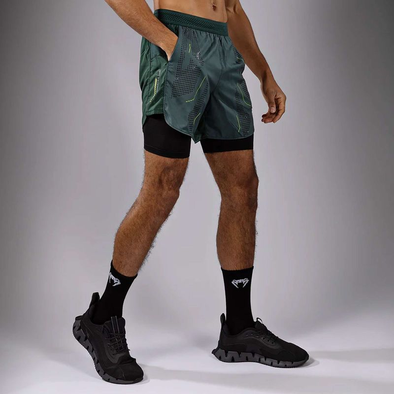 Pantaloncini da allenamento uomo Venum Technical 3.0 Training verde foresta 4
