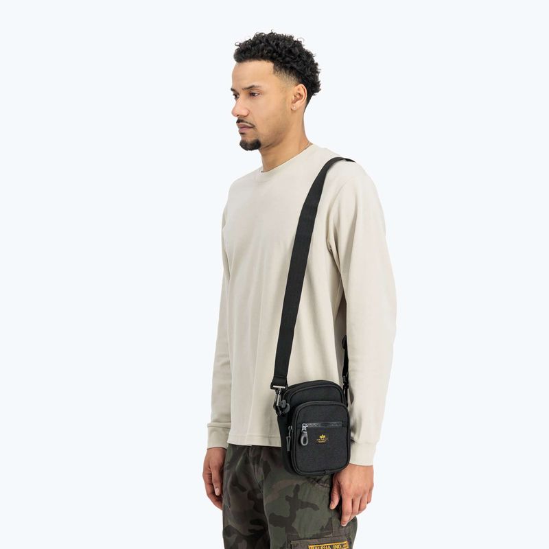 Uomo Alpha Industries Label Messenger Bag Small 1 l nero 3