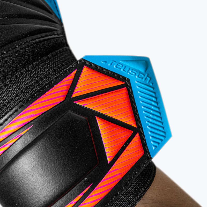 Guanti da portiere Reusch Attrakt Solid black/aqua blue/shocking orange 7
