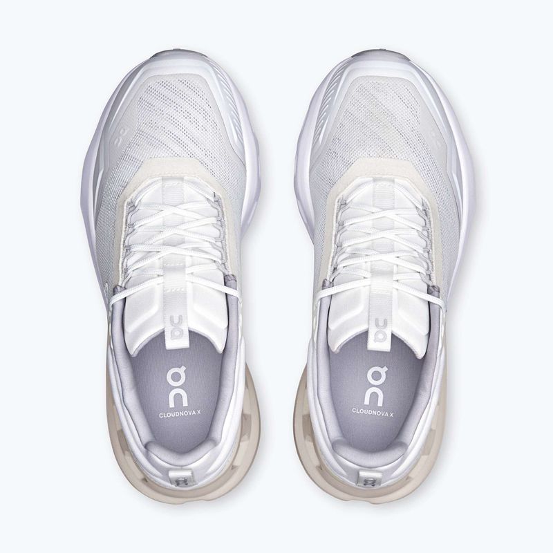 Scarpe da ginnastica da donna On Cloudnova X bianco/ghiaccio 13