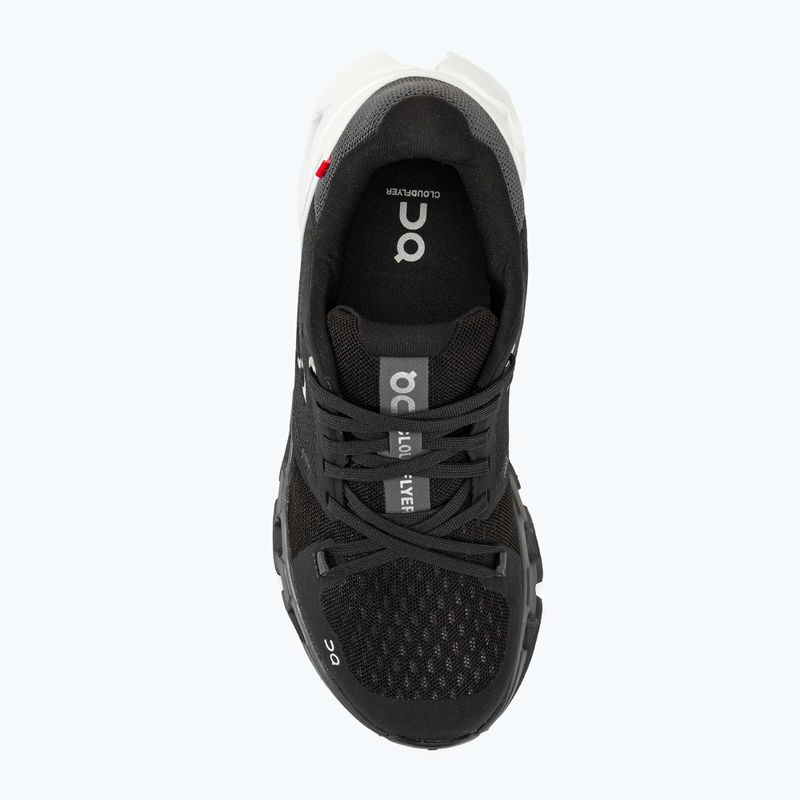 Scarpe da corsa On Cloudflyer 4 bianco/nero delle donne 5