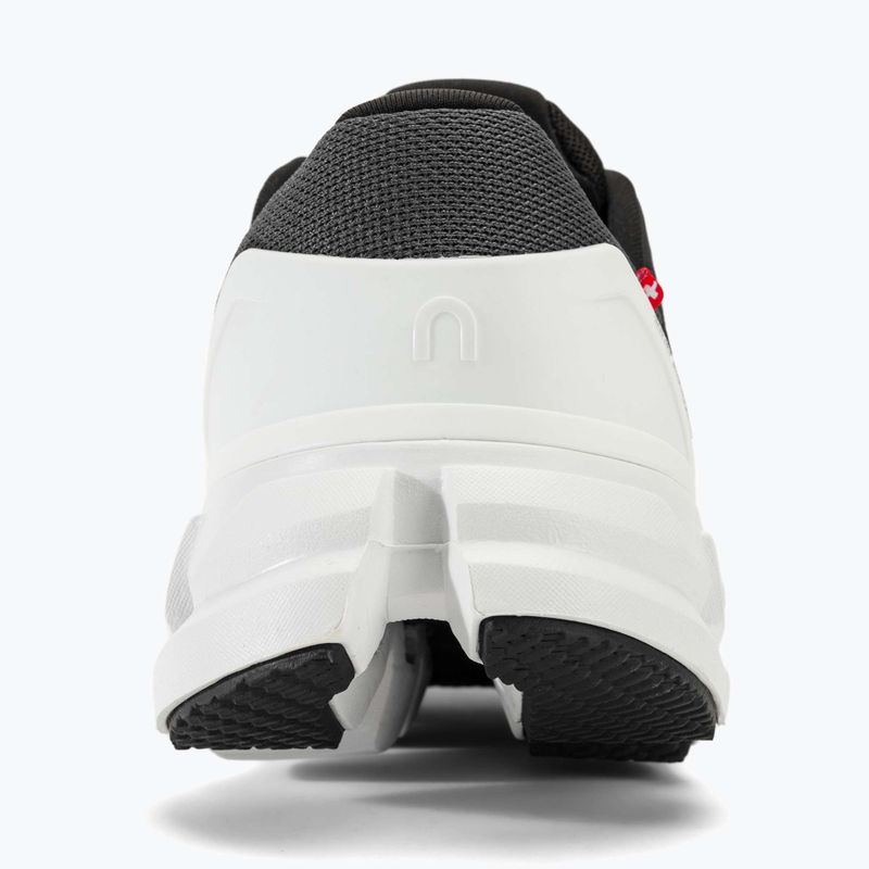 Scarpe da corsa On Cloudflyer 4 bianco/nero delle donne 6