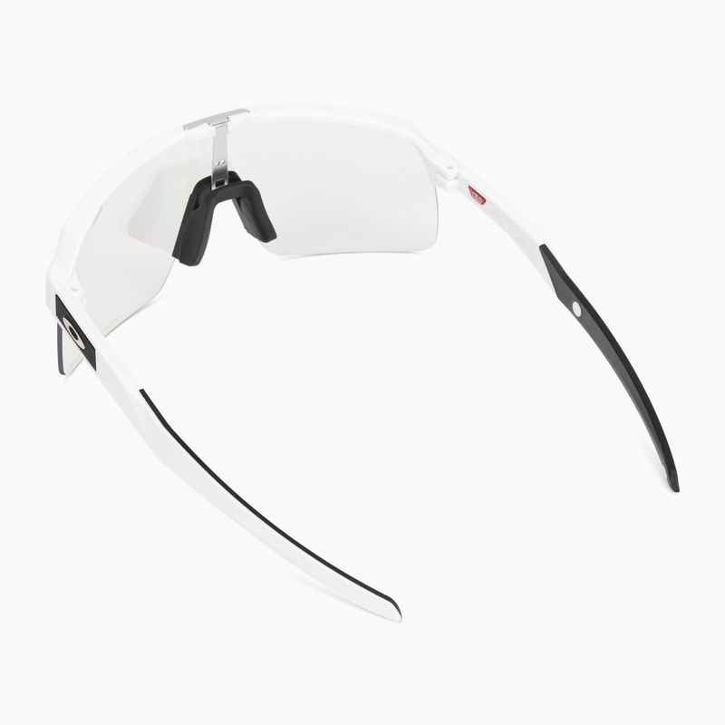 Occhiali da sole fotocromatici Oakley Sutro Lite bianco opaco/da chiaro a nero 2