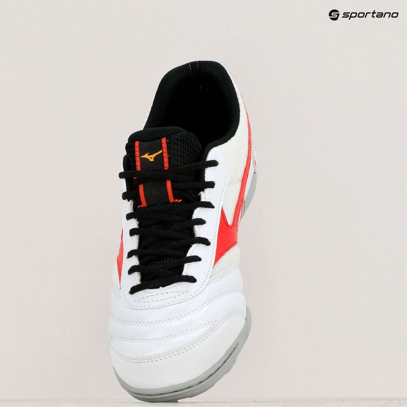 Scarpe da calcio per bambini Mizuno MRL Sala Club TF Jr bianco/rosso radiante 15